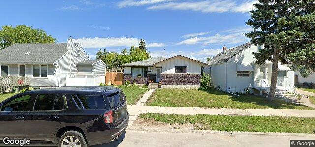 Photo of 83 Hunt Avenue in Winnipeg, Manitoba