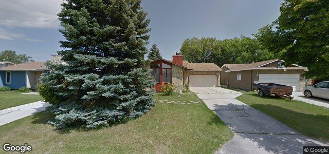 107 Amelia Crescent（加拿大曼尼托巴省溫尼伯市）房屋照片