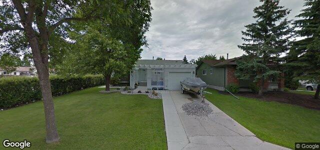 114 Stacey Bay（加拿大曼尼托巴省溫尼伯市）房屋照片