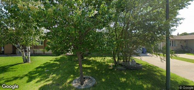 121 Werrell Crescent（加拿大曼尼托巴省溫尼伯市）房屋照片