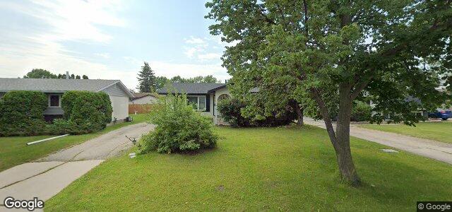 130 Reay Crescent（加拿大曼尼托巴省溫尼伯市）房屋照片