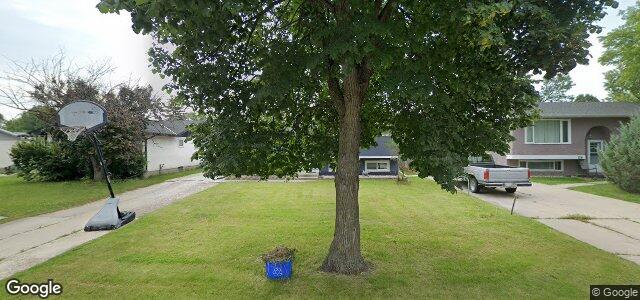 134 Reay Crescent（加拿大曼尼托巴省溫尼伯市）房屋照片