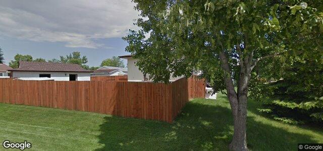 142 Amelia Crescent（加拿大曼尼托巴省溫尼伯市）房屋照片