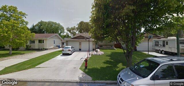 143 Amelia Crescent（加拿大曼尼托巴省溫尼伯市）房屋照片