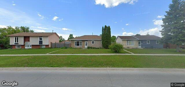 152 Grassie Boulevard（加拿大曼尼托巴省溫尼伯市）房屋照片