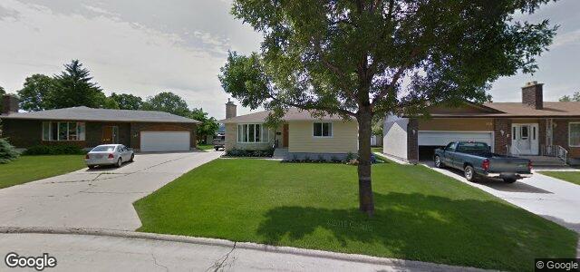 155 Amelia Crescent（加拿大曼尼托巴省溫尼伯市）房屋照片