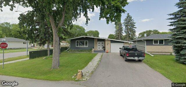 2 Dampsy Crescent（加拿大曼尼托巴省溫尼伯市）房屋照片