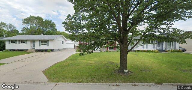 206 Reay Crescent（加拿大曼尼托巴省溫尼伯市）房屋照片