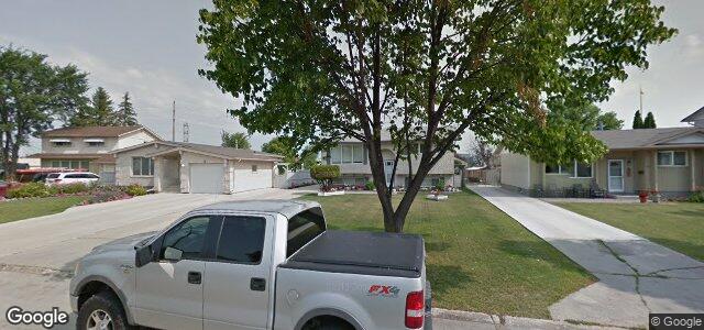 43 Amelia Crescent（加拿大曼尼托巴省溫尼伯市）房屋照片