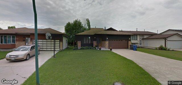 Larawan ng 770 Bronx Avenue sa Winnipeg, Manitoba