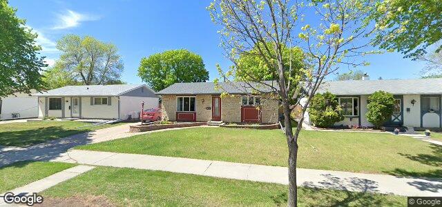 864 Louelda Street（加拿大曼尼托巴省溫尼伯市）房屋照片