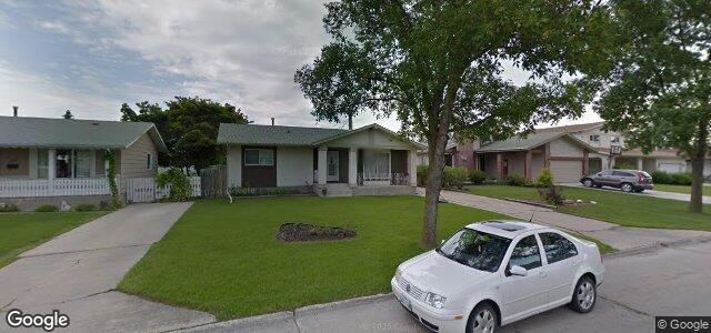 98 Stacey Bay（加拿大曼尼托巴省溫尼伯市）房屋照片