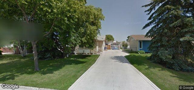 99 Amelia Crescent（加拿大曼尼托巴省溫尼伯市）房屋照片