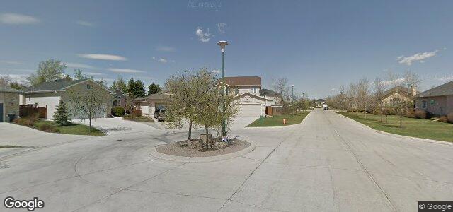 110 Bloomer Crescent（加拿大曼尼托巴省溫尼伯市）房屋照片