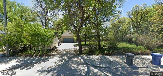 3030 Roblin Boulevard ਦੀ ਫੋਟੋ, ਵਿਨੀਪਿਗ, ਮੈਨੀਟੋਬਾ