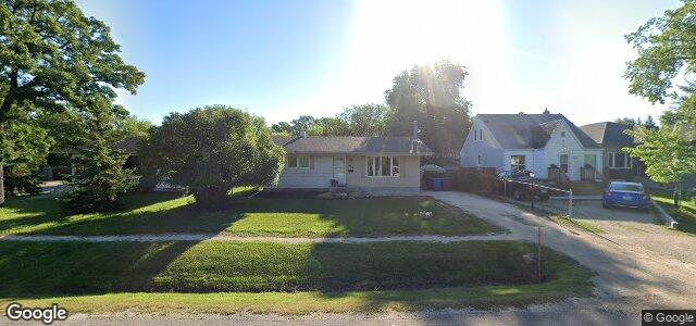 339 Elmhurst Road（加拿大曼尼托巴省溫尼伯市）房屋照片