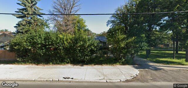 3027 Roblin Boulevard（加拿大曼尼托巴省溫尼伯市）房屋照片