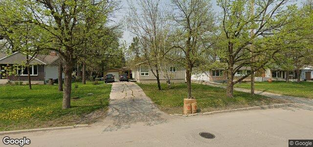 143 St Vital Road（加拿大曼尼托巴省溫尼伯市）房屋照片