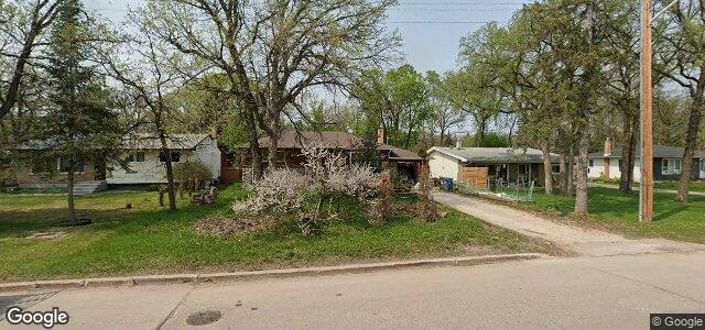 151 St Vital Road（加拿大曼尼托巴省溫尼伯市）房屋照片