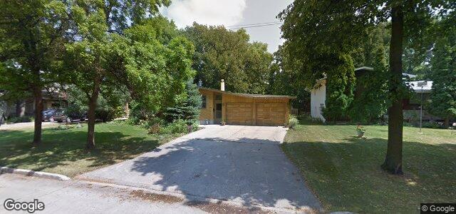 312 Victoria Crescent（加拿大曼尼托巴省溫尼伯市）房屋照片