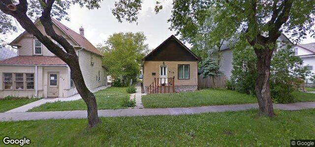 Larawan ng 215 Rosseau Avenue W sa Winnipeg, Manitoba