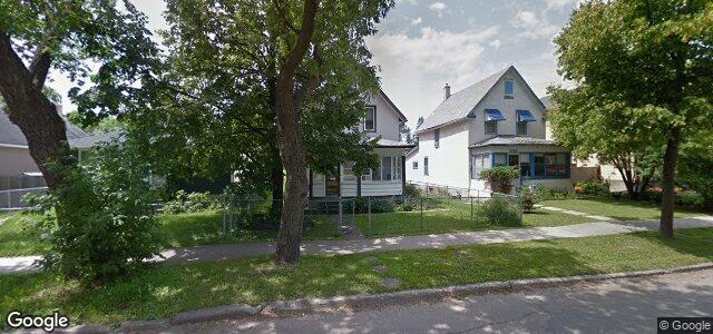 705 Winona Street（加拿大曼尼托巴省溫尼伯市）房屋照片