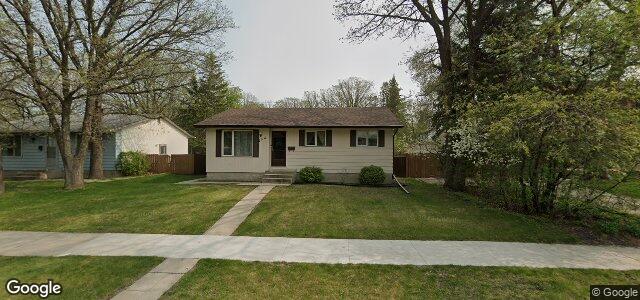 Larawan ng 134 Woodydell Avenue sa Winnipeg, Manitoba