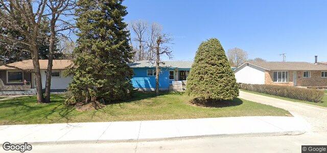 145 Hazelwood Crescent（加拿大曼尼托巴省溫尼伯市）房屋照片