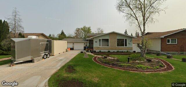 Photo of 176 Vista Avenue in Winnipeg, Manitoba