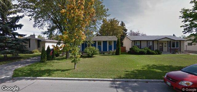 Larawan ng 10 Lake Grove Bay sa Winnipeg, Manitoba