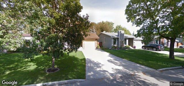 102 Lake Grove Bay（加拿大曼尼托巴省溫尼伯市）房屋照片