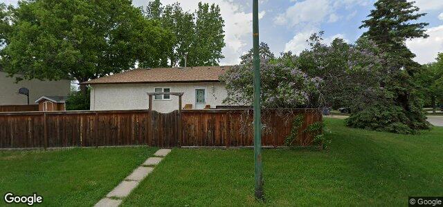 105 Lake Village Road（加拿大曼尼托巴省溫尼伯市）房屋照片