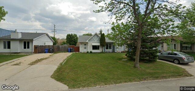 106 Lake Village Road（加拿大曼尼托巴省溫尼伯市）房屋照片