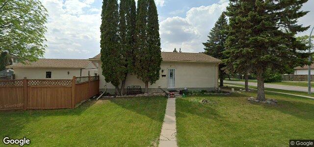 1070 Chancellor Drive（加拿大曼尼托巴省溫尼伯市）房屋照片