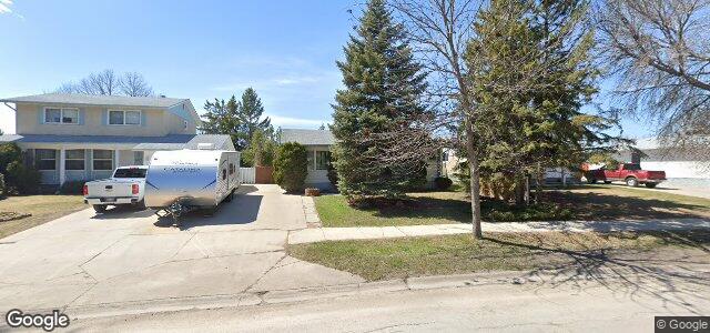 Larawan ng 1413 Chancellor Drive sa Winnipeg, Manitoba