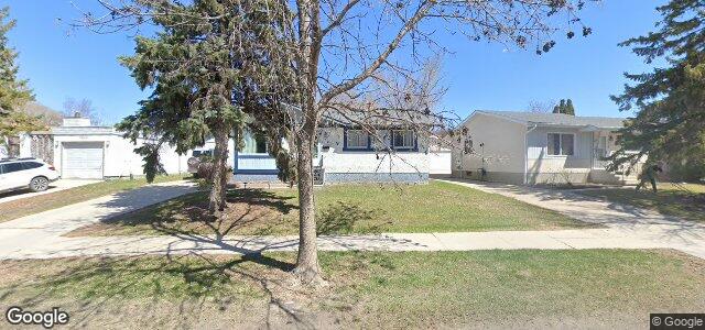 1420 Chancellor Drive（加拿大曼尼托巴省溫尼伯市）房屋照片