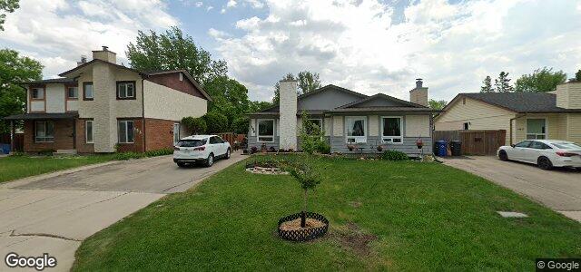 159 Lake Village Road（加拿大曼尼托巴省溫尼伯市）房屋照片