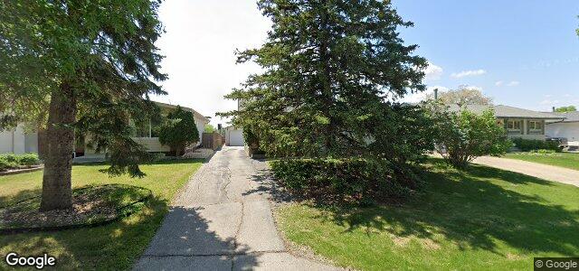 1615 Chancellor Drive（加拿大曼尼托巴省溫尼伯市）房屋照片