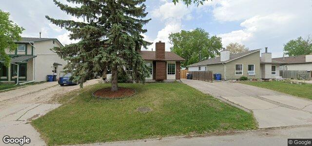 182 Lake Village Road（加拿大曼尼托巴省溫尼伯市）房屋照片