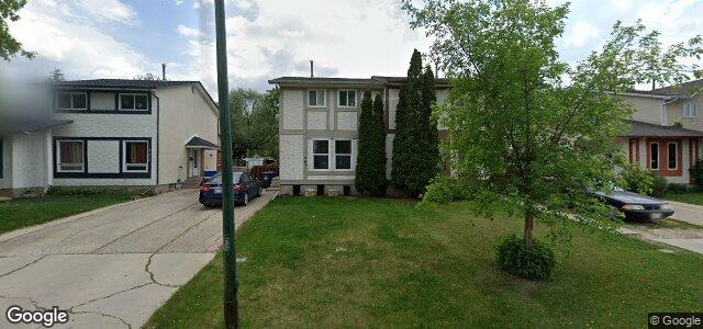 207 Lake Village Road（加拿大曼尼托巴省溫尼伯市）房屋照片