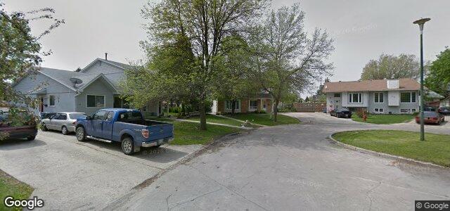 21 Lake Village Road（加拿大曼尼托巴省溫尼伯市）房屋照片