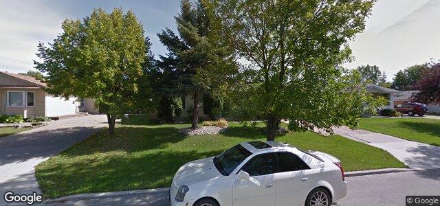 22 Lake Grove Bay（加拿大曼尼托巴省溫尼伯市）房屋照片