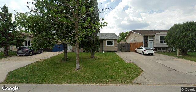 260 Lake Village Road（加拿大曼尼托巴省溫尼伯市）房屋照片