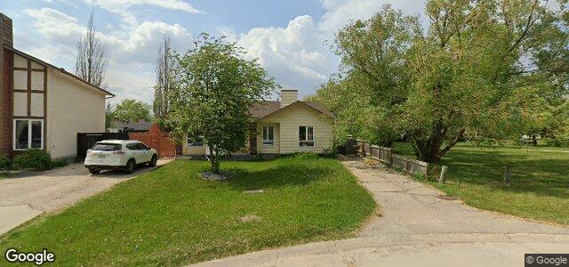 31 Blue Lake Bay（加拿大曼尼托巴省溫尼伯市）房屋照片