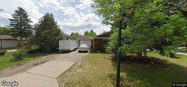 Photo of 31 Lake Albrin Bay in Winnipeg, Manitoba