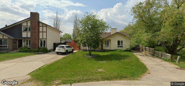 33 Blue Lake Bay（加拿大曼尼托巴省溫尼伯市）房屋照片