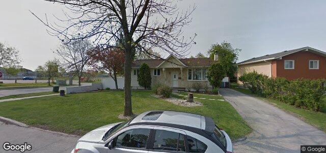 4 Lakepointe Road（加拿大曼尼托巴省溫尼伯市）房屋照片