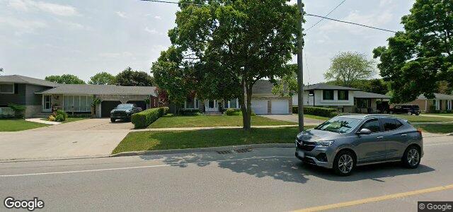 82 Lakeshore Road（加拿大曼尼托巴省溫尼伯市）房屋照片