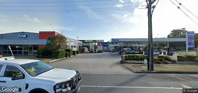 Photo of 146 Spence Street in Winnipeg, Manitoba