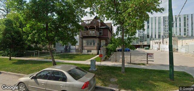 695 Sara Avenue（加拿大曼尼托巴省溫尼伯市）房屋照片